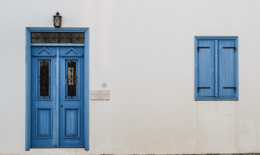 Le Pouvoir Transformateur d’une Simple Peinture de Porte!